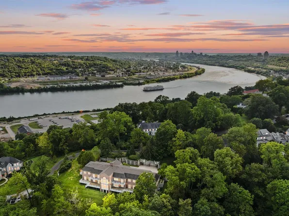 35 Weebetook Ln, Cincinnati, OH 45208