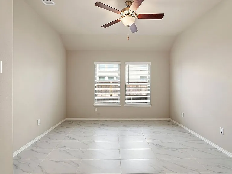 10526 Cabot Trl — Photo 17