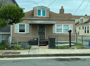 1658 W Riverside Dr, Atlantic City, NJ 08401