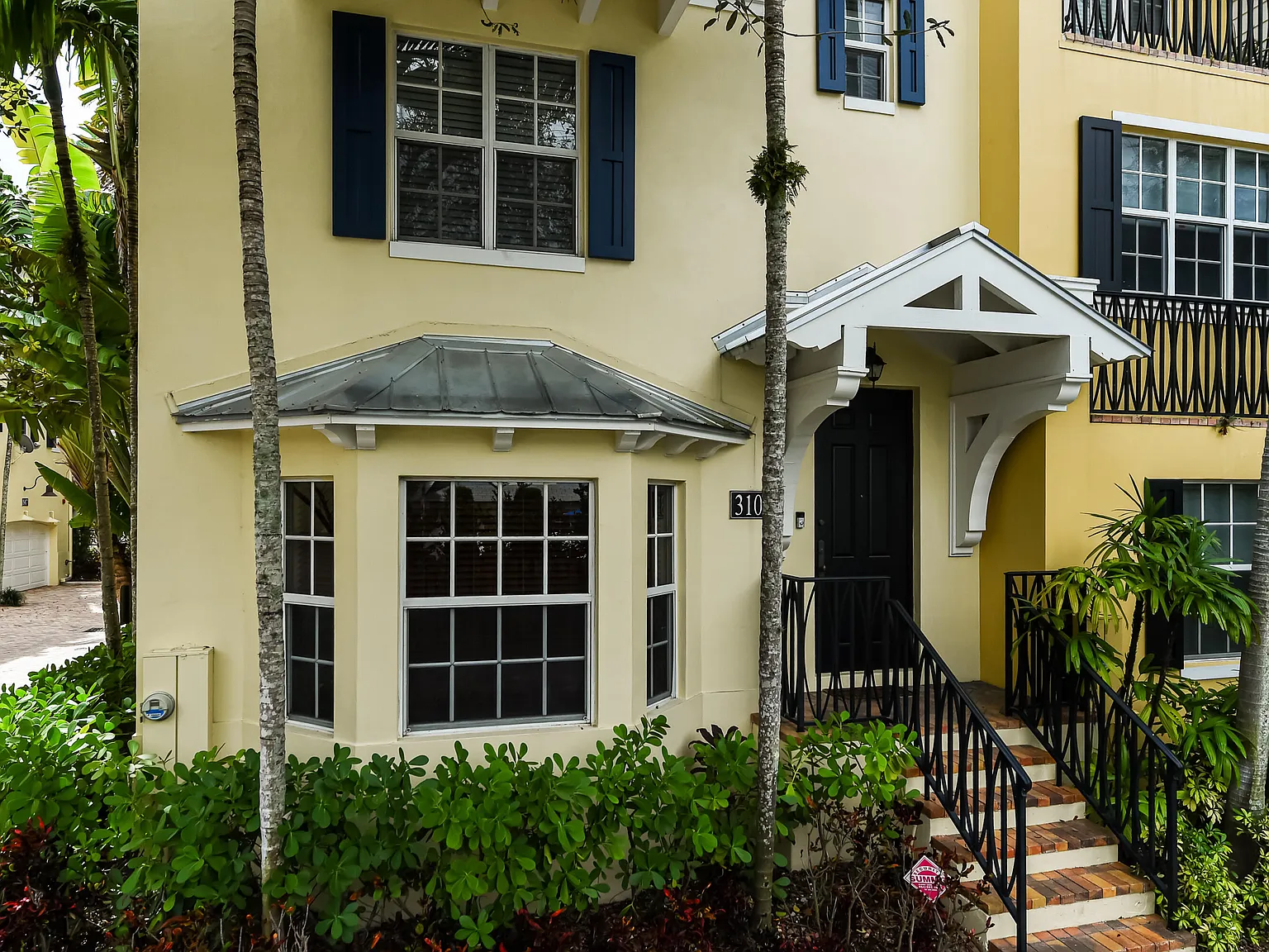 3 bed, 3.5 bath, 1866 sqft, $7,500 — Photo 1