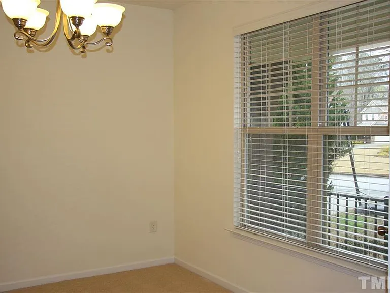 721 Sweet Laurel Ln — Photo 3