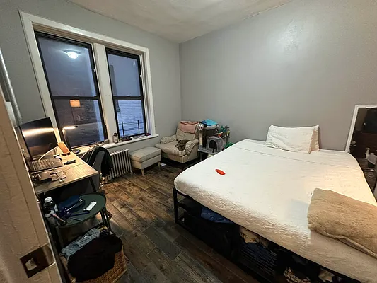 Rented by R New York | media 10