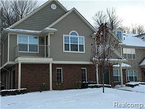 1st image of 49273 E Woods Dr