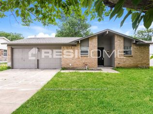 6528 Bernadine St, Watauga, TX 76148