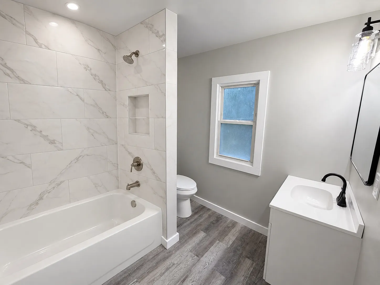 1 bed, $1,600 — Photo 4
