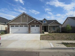 6671 E Dayton Ave, Fresno, CA 93727