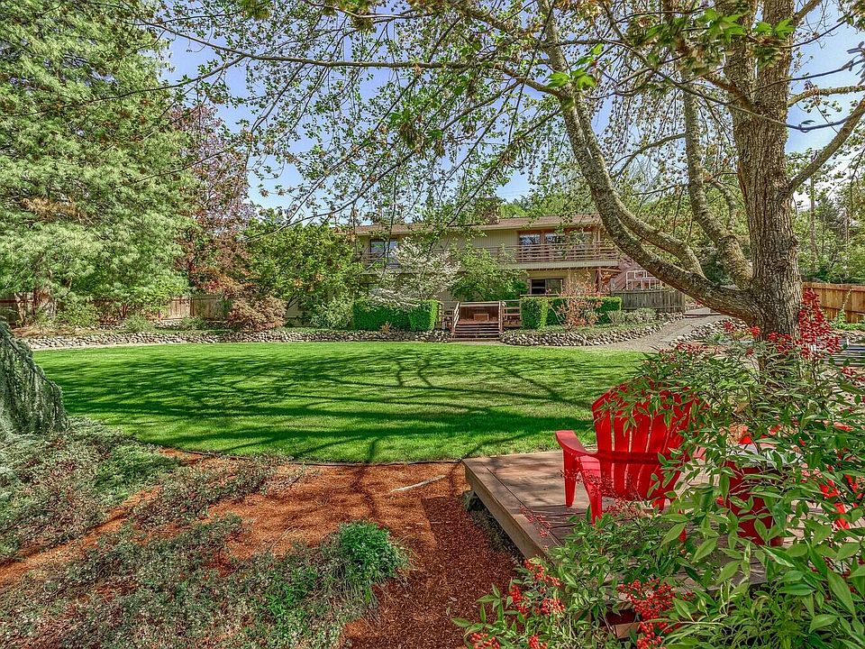 2055 Ridge Way, Medford, OR 97504 Zillow