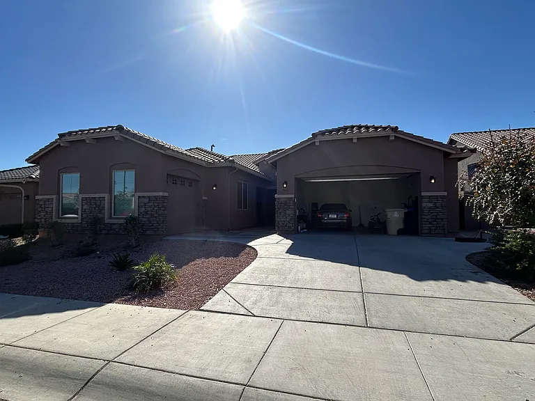 19609 W Monterey Way — Photo 2