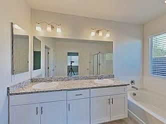 3rd image of 4325 E Villa Theresa Dr