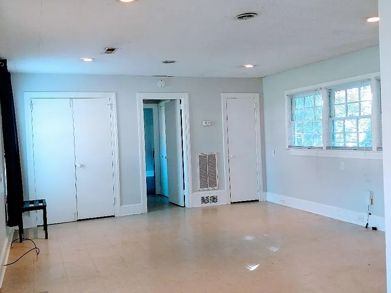 2328 Providence Rd — Photo 3