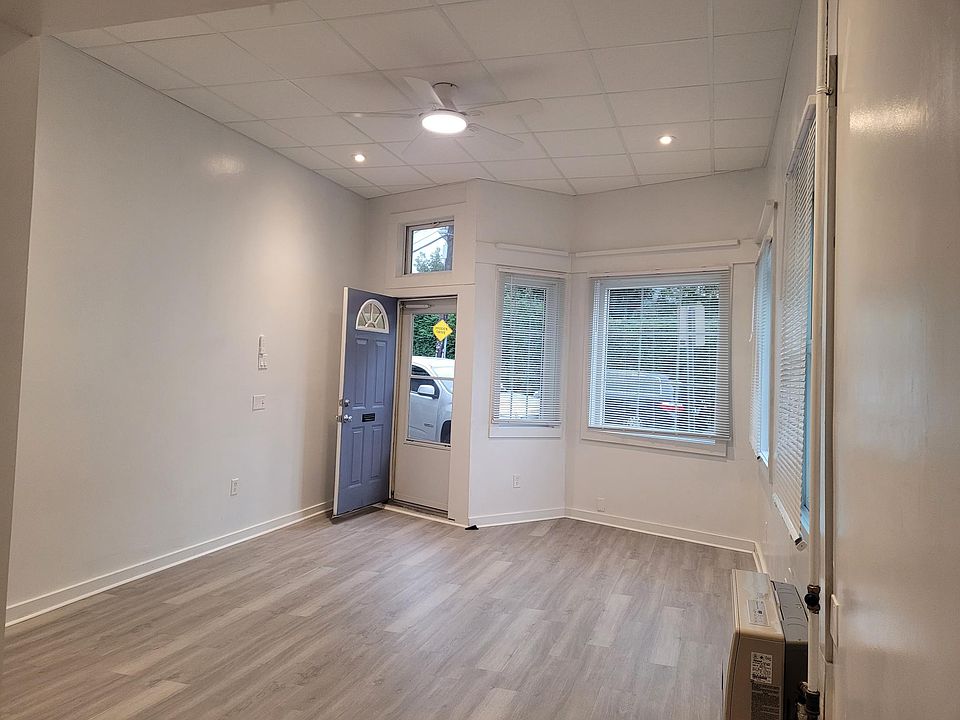 1st image of 150 E Main St Unit 1