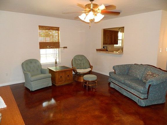 4th image of 420 Jennings Blvd