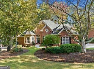 1115 River Laurel Dr, Suwanee, GA