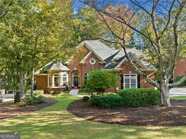 1115 River Laurel Dr, Suwanee, GA 30024