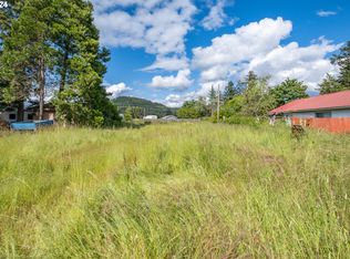 335 Cascade Dr #35, Lebanon, OR 97355