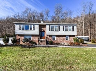 86 Emmans Rd, Ledgewood, NJ 07852