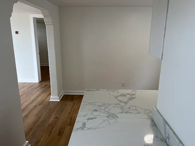 623 Hawthorne St — Photo 14