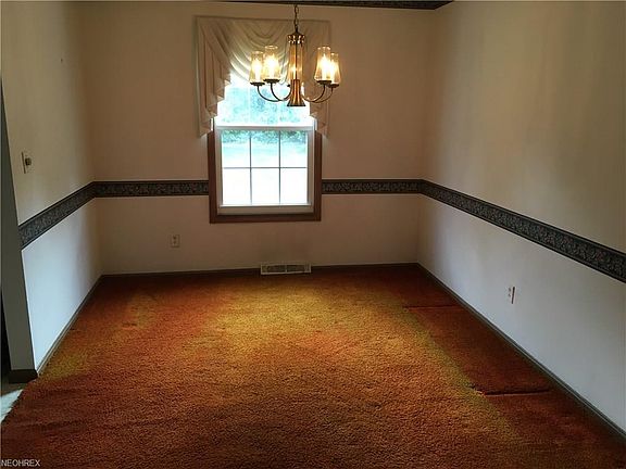 4th image of 15555 Pomeroy Blvd