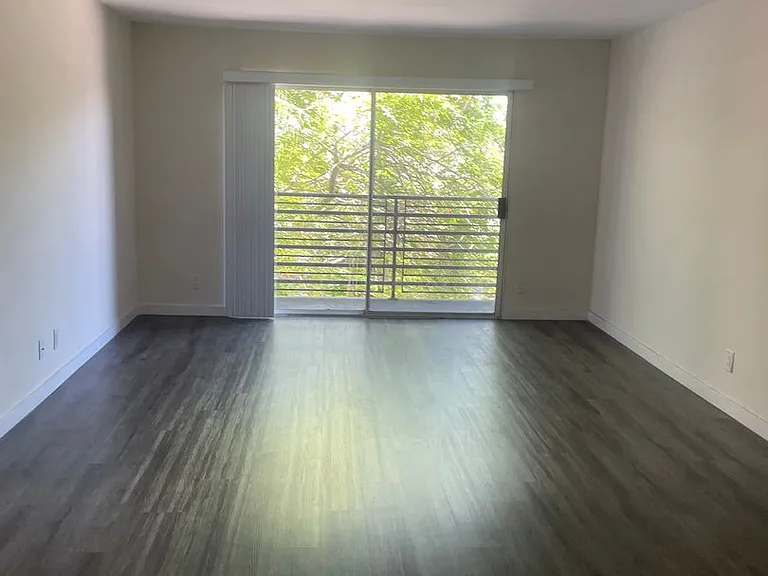 3333 Motor Ave — Photo 33