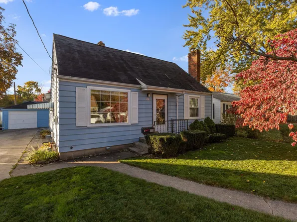 515 Cole Ct, Michigan City, IN 46360