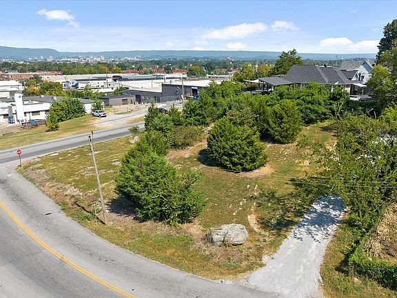 4th image of 0 Dodds Ave