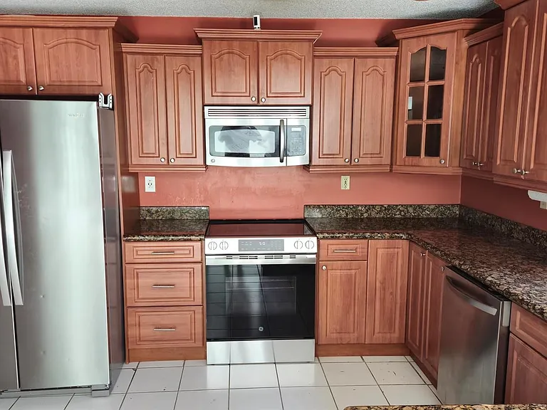 7875 Tam Oshanter Blvd — Photo 5