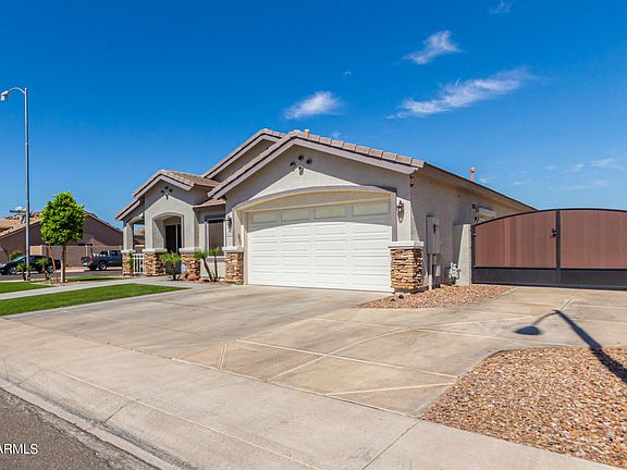 3rd image of 22465 N 78TH Avenue