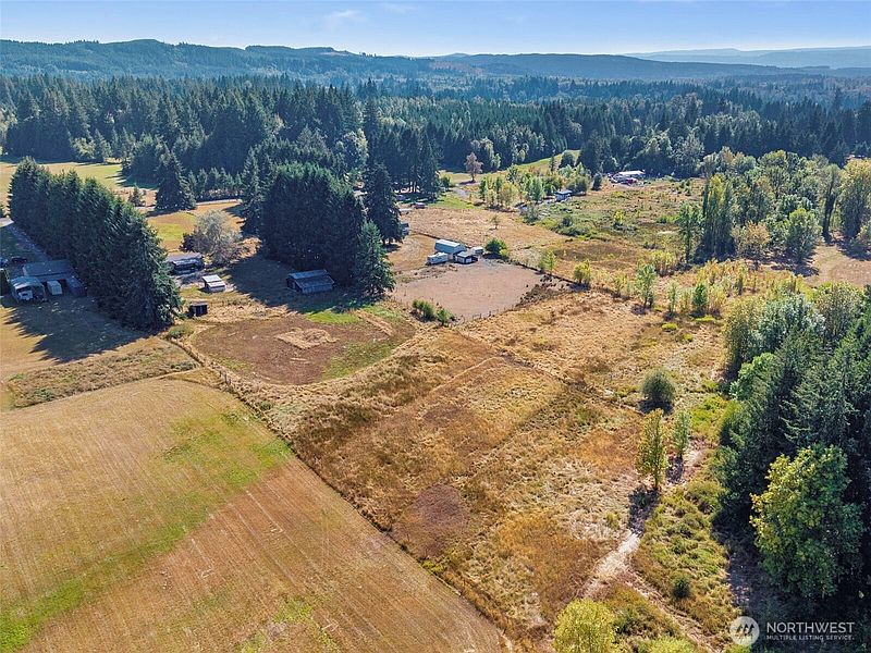 2nd image of 559 Toledo Salmon Creek Road