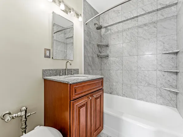 229 East 28th Street image 10 of 11