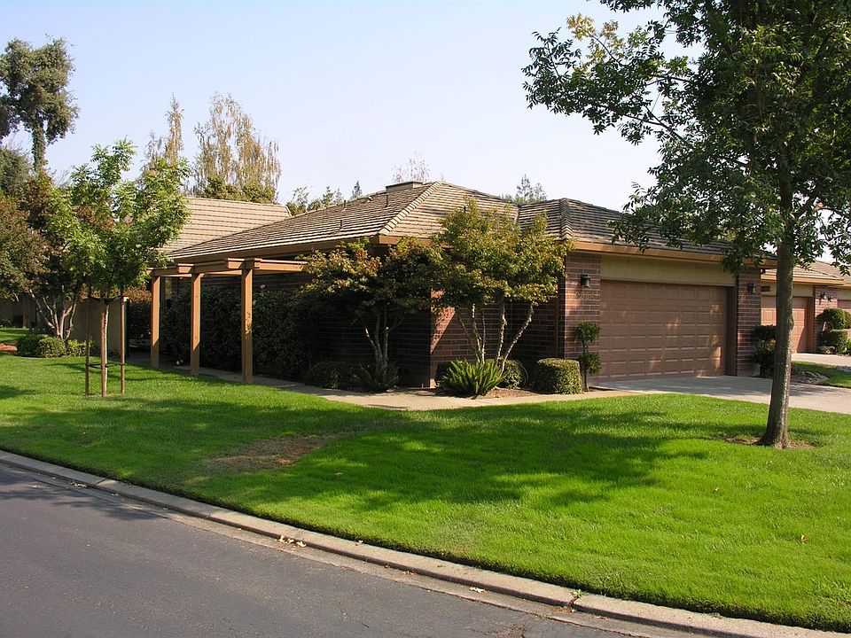 1st image of 2334 Hyde Park Cir