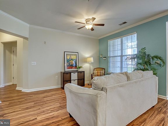 3rd image of 21228 McFadden Sq Unit 114