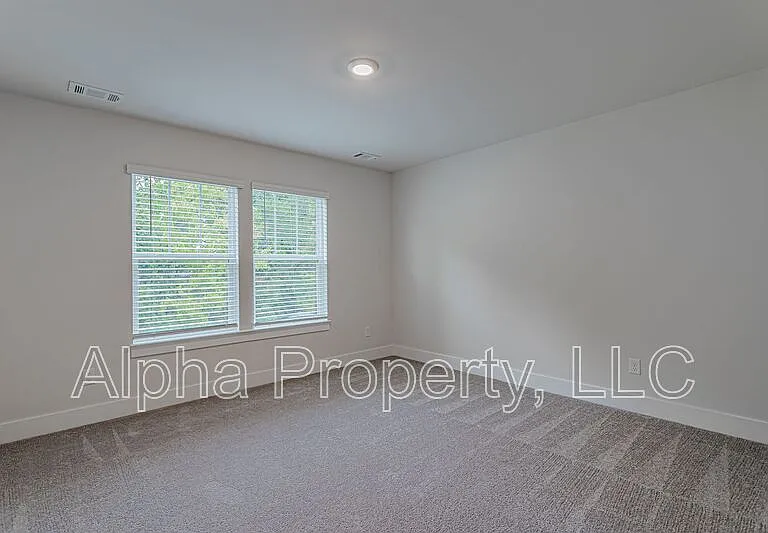 1554 Shallons Ct — Photo 22