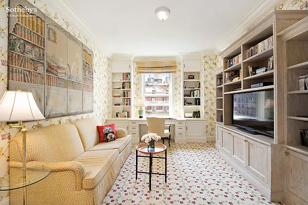 Sold by Sotheby's International Realty | media 22