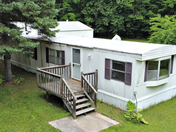 N16506 Marek Rd, Pembine, WI 54156