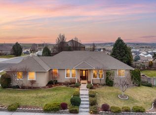 8903 W 6th Ave, Kennewick, WA 99336