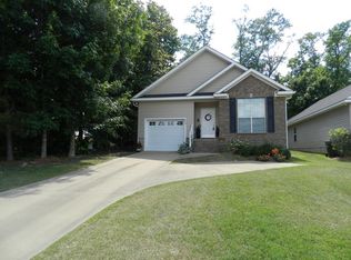 120 Huntington Pointe Dr, Thomasville, GA 31757