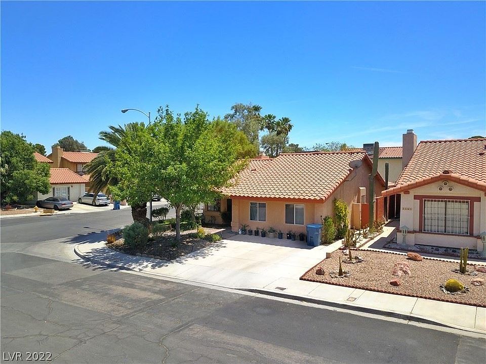 1st image of 3369 Bridgeport Dr