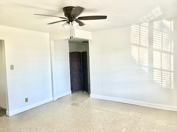 5th image of 5324 Rainbow Dr