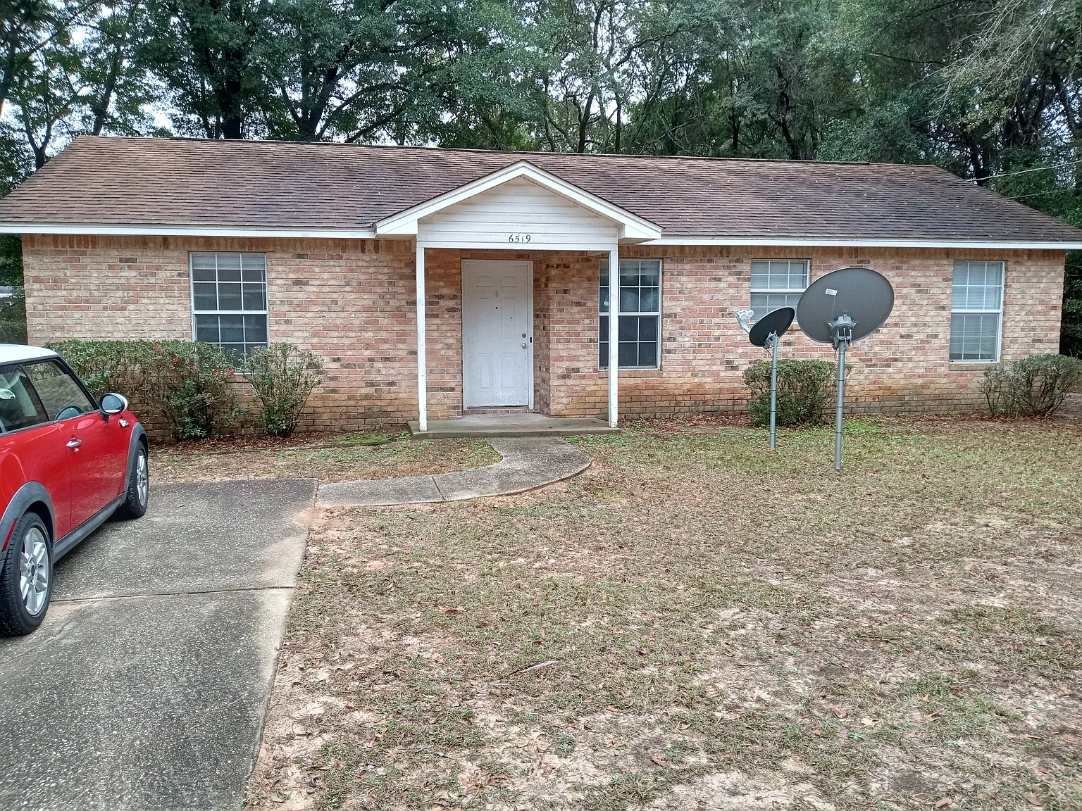3 bed, 1167 sqft, $1,600 — Photo 1