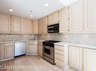 818 Sovereign Way, Redwood City, CA 94065