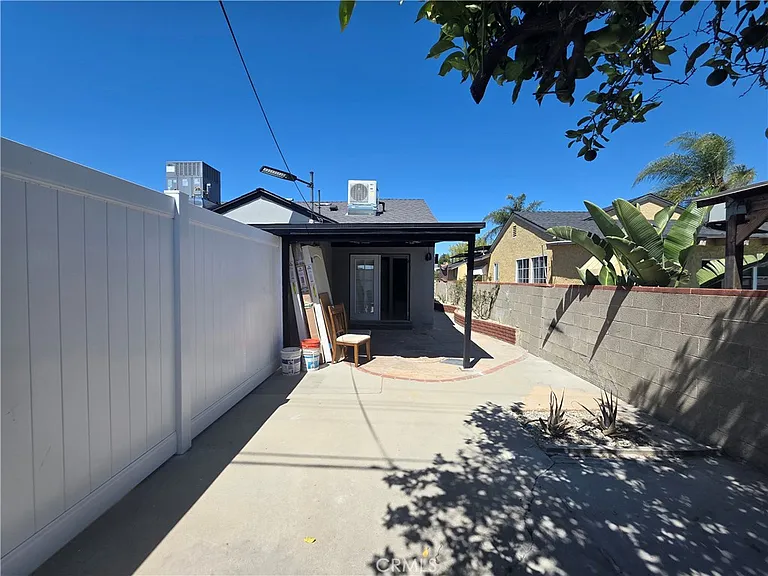 9523 Stanwin — Photo 9