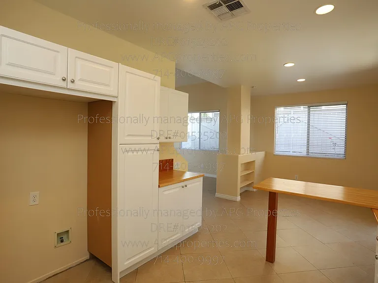 48 Calle De Los Ninos — Photo 17