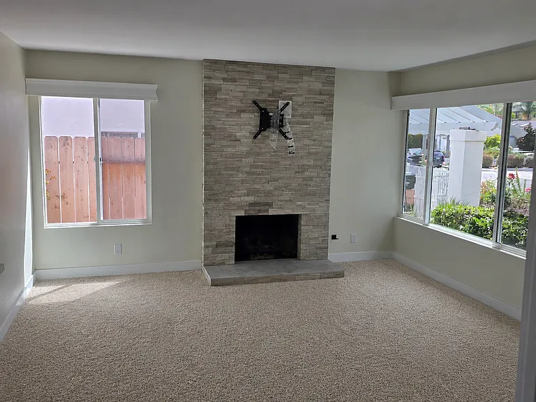 1736 Caliban Dr — Photo 4