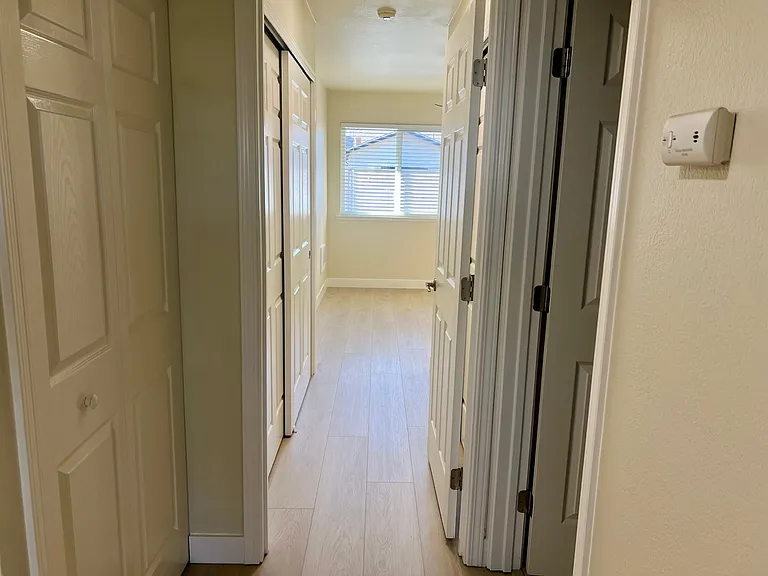 209 Stony Point Rd #E — Photo 8