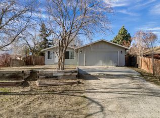 19917 Meadows Rd, Tehachapi, CA 93561