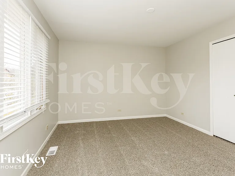 1220 Lehnertz Cir — Photo 9