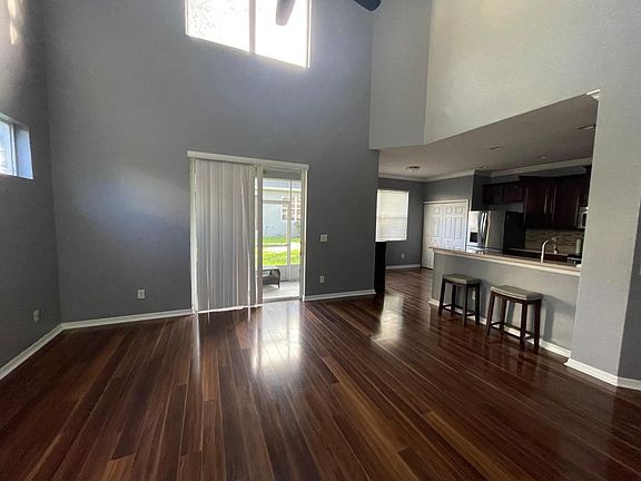2nd image of 1002 Coquina Ln