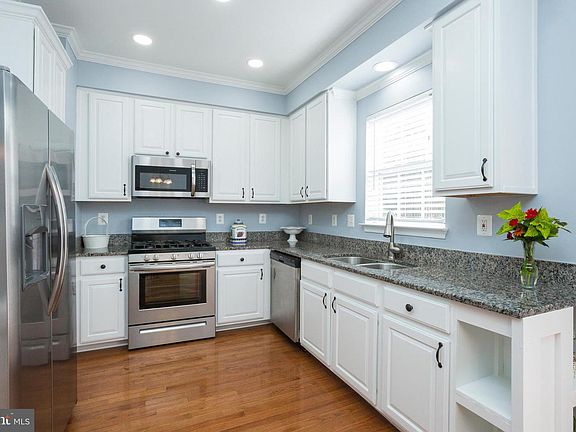4th image of 15273 Brazil Cir