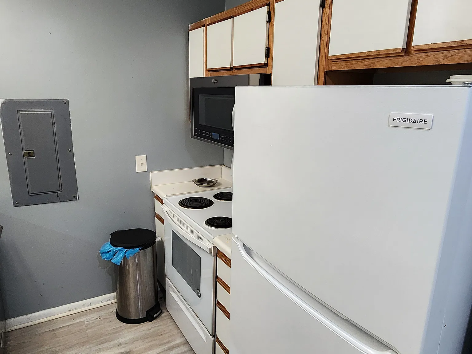 Unit 103 Collegiate Circle — Photo 3