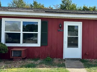 7582 Bellehaven Dr, Gloucester Pt, VA 23062